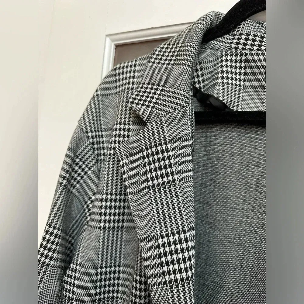 Love Tree Black Grey Houndstooth Plaid Open Front Blazer Size Medium M Oversized - Image 4