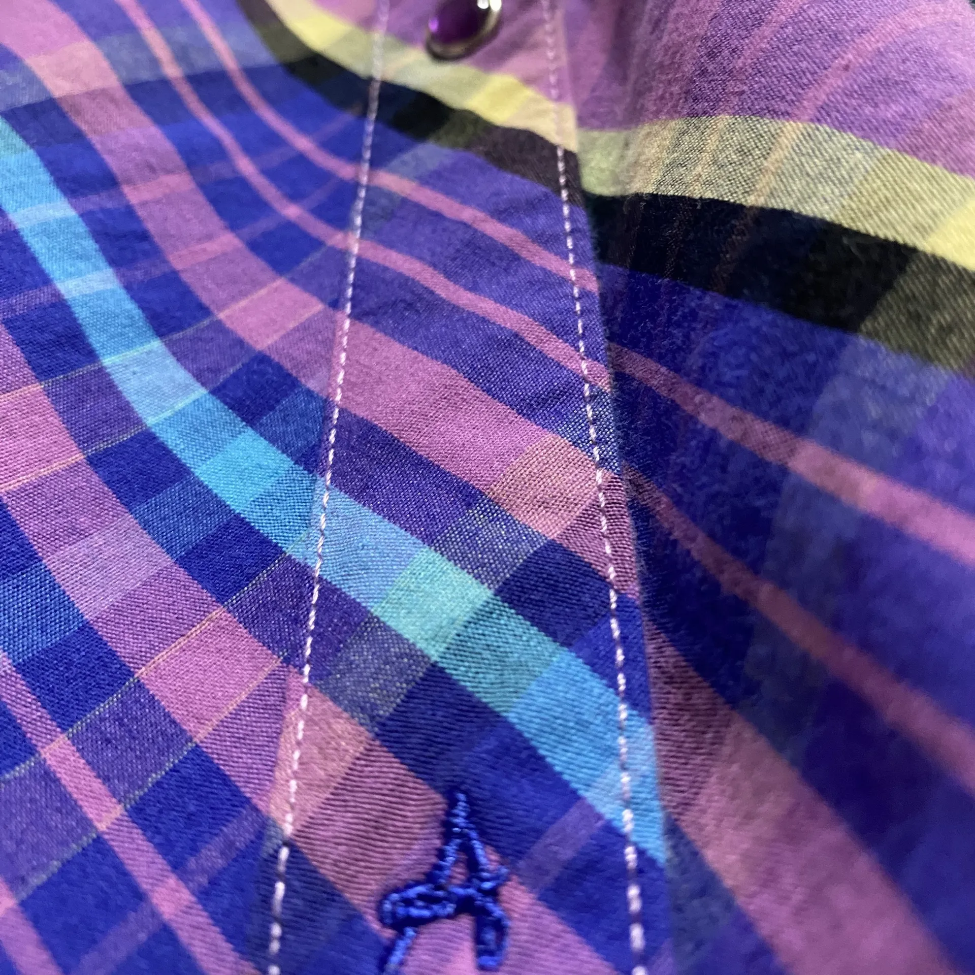 Wrangler Aura Women’s Button-Down Western Shirt Size Small Vibrant Purple Plaid - Image 4