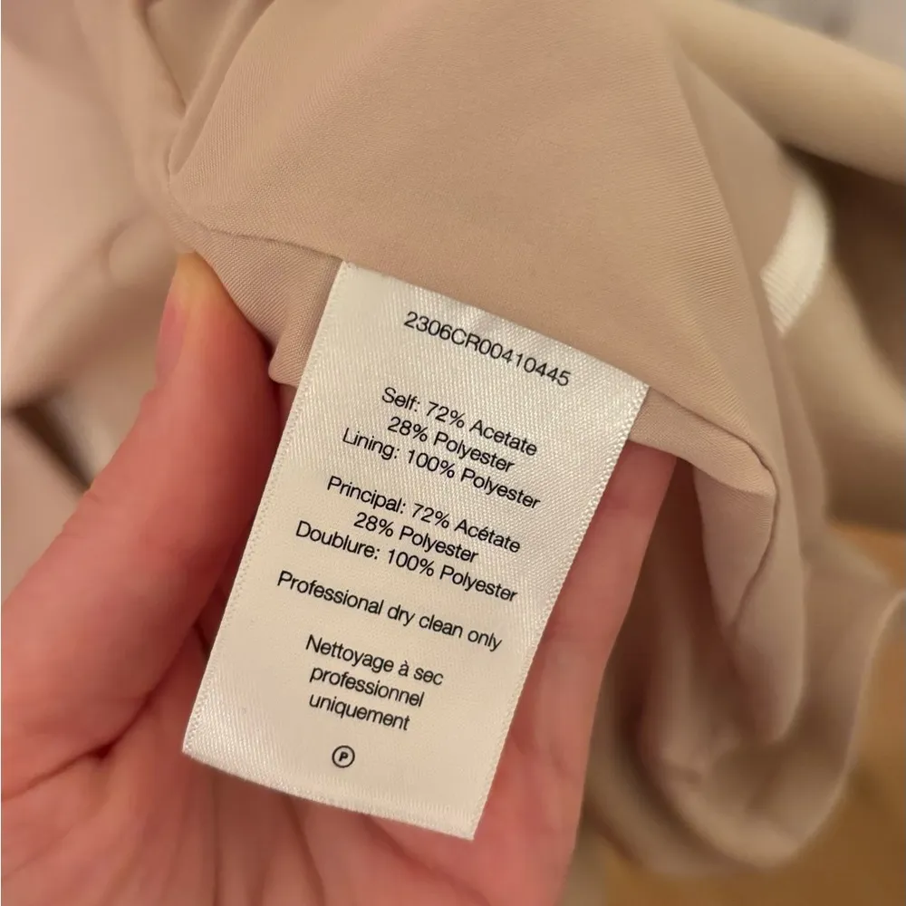 NWT Veronica Beard Tomi
Satincrepe Blazer In Beige - Image 8