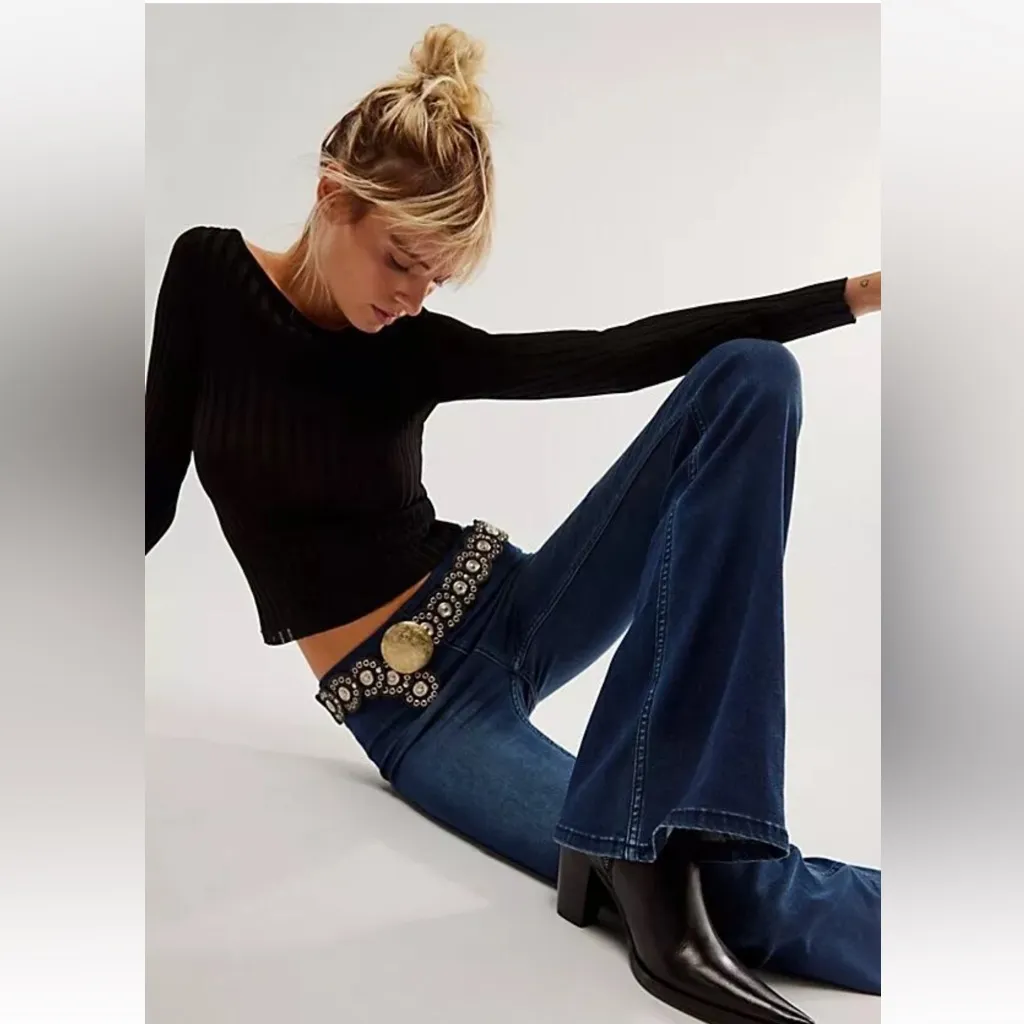 FREE PEOPLE Black Knit Hits Different Lace Up‎ Long Sleeve TOP sewater small NWT - Image 4