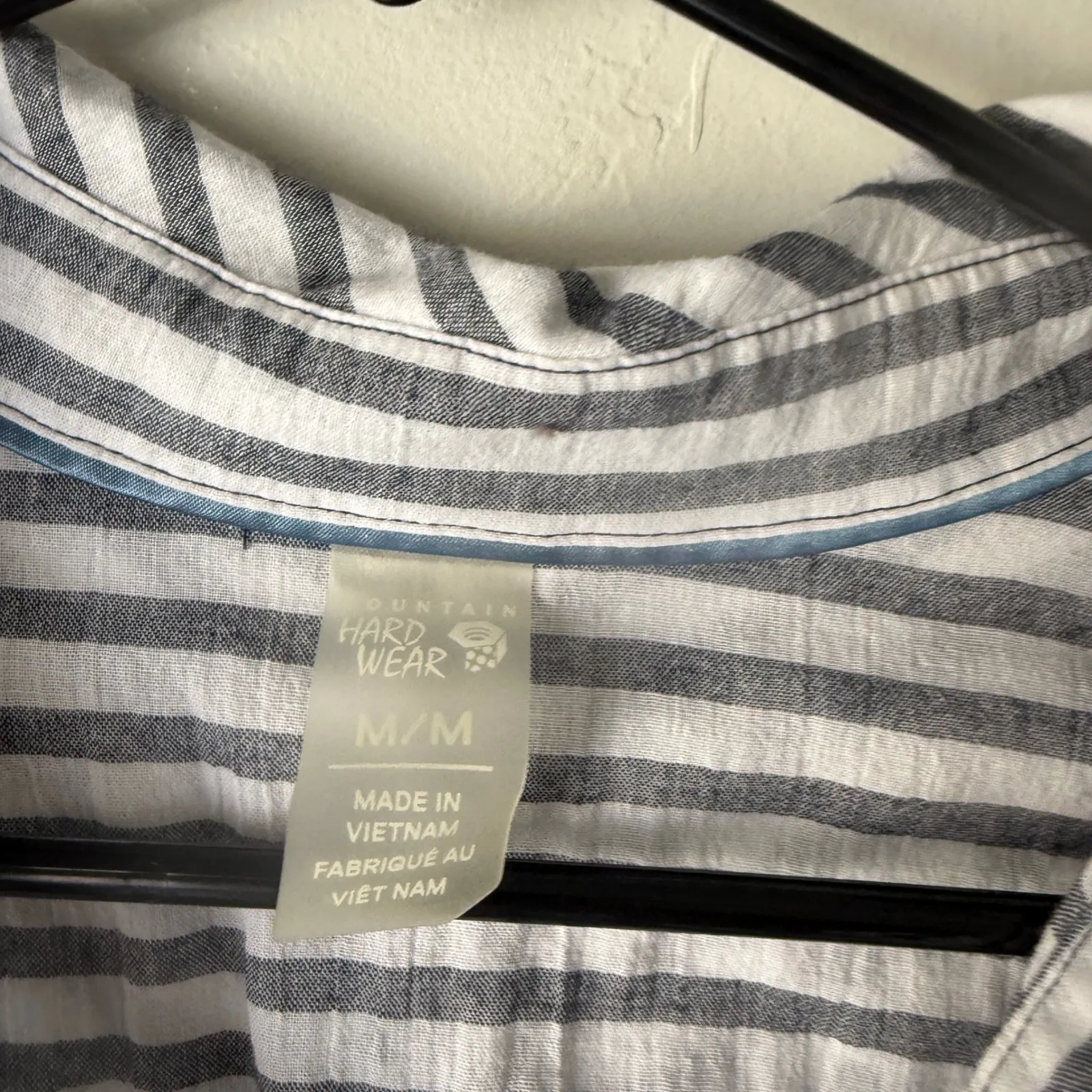 Mountain Hardwear Striped Lace Up Long Sleeve Shirt Womens Medium Light Preppy - Image 7