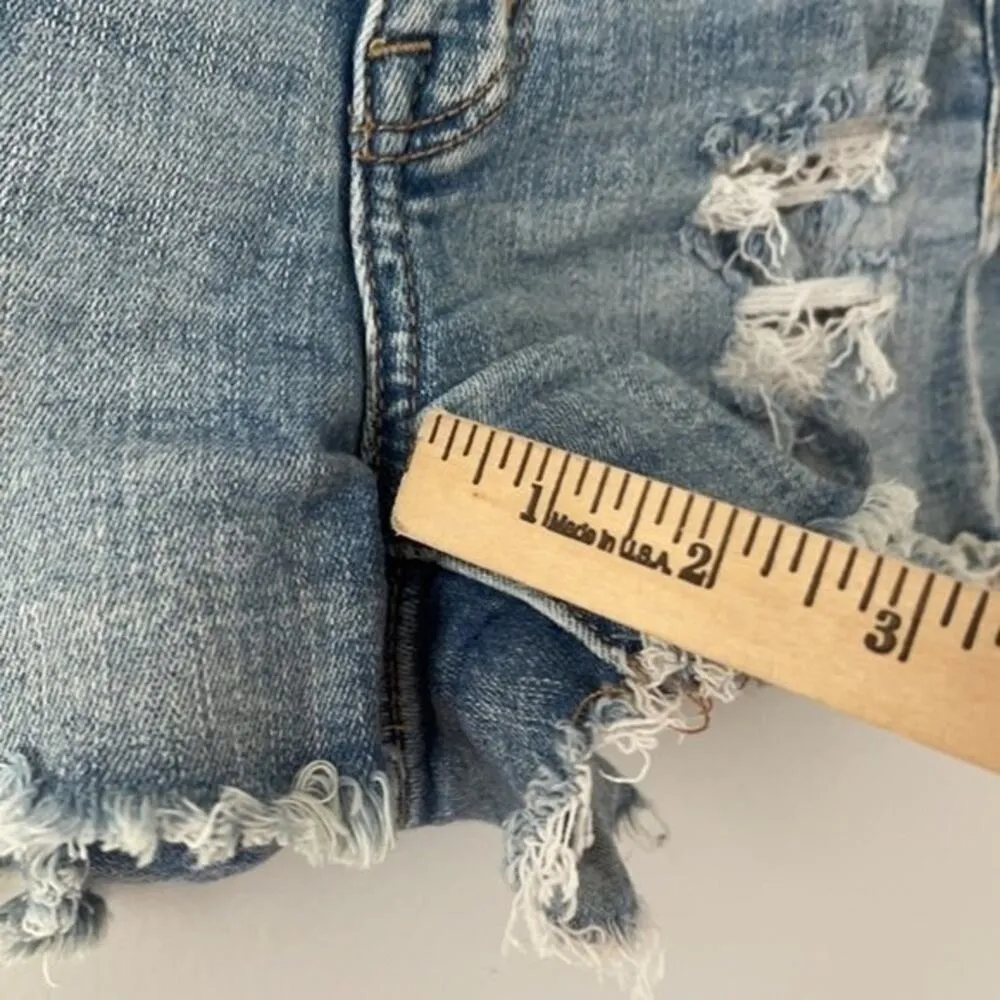 American Eagle Outfitters Hi Rise Shortie Size 4 Distressed - Image 9