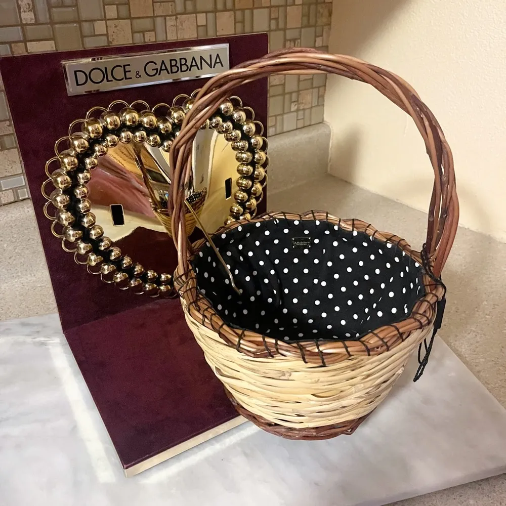 Authentic Dolce & Gabbana RARE Limited Edition Rattan Wicker Agnese Basket Bag - Image 3
