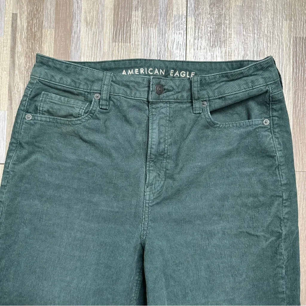 American Eagle Outfitters Green Corduroy Mom Jeans Size 10 - Image 3