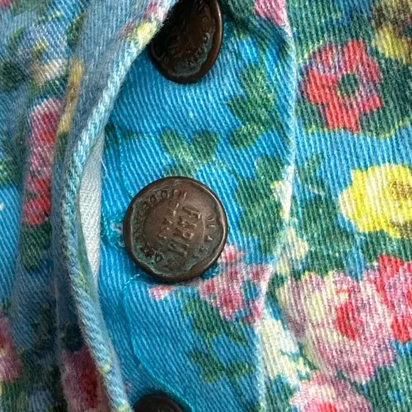 FARM RIO Early Brazil Vintage Denim Floral Button Fly Shorts EU Sz 36‎ US Size S - Image 4