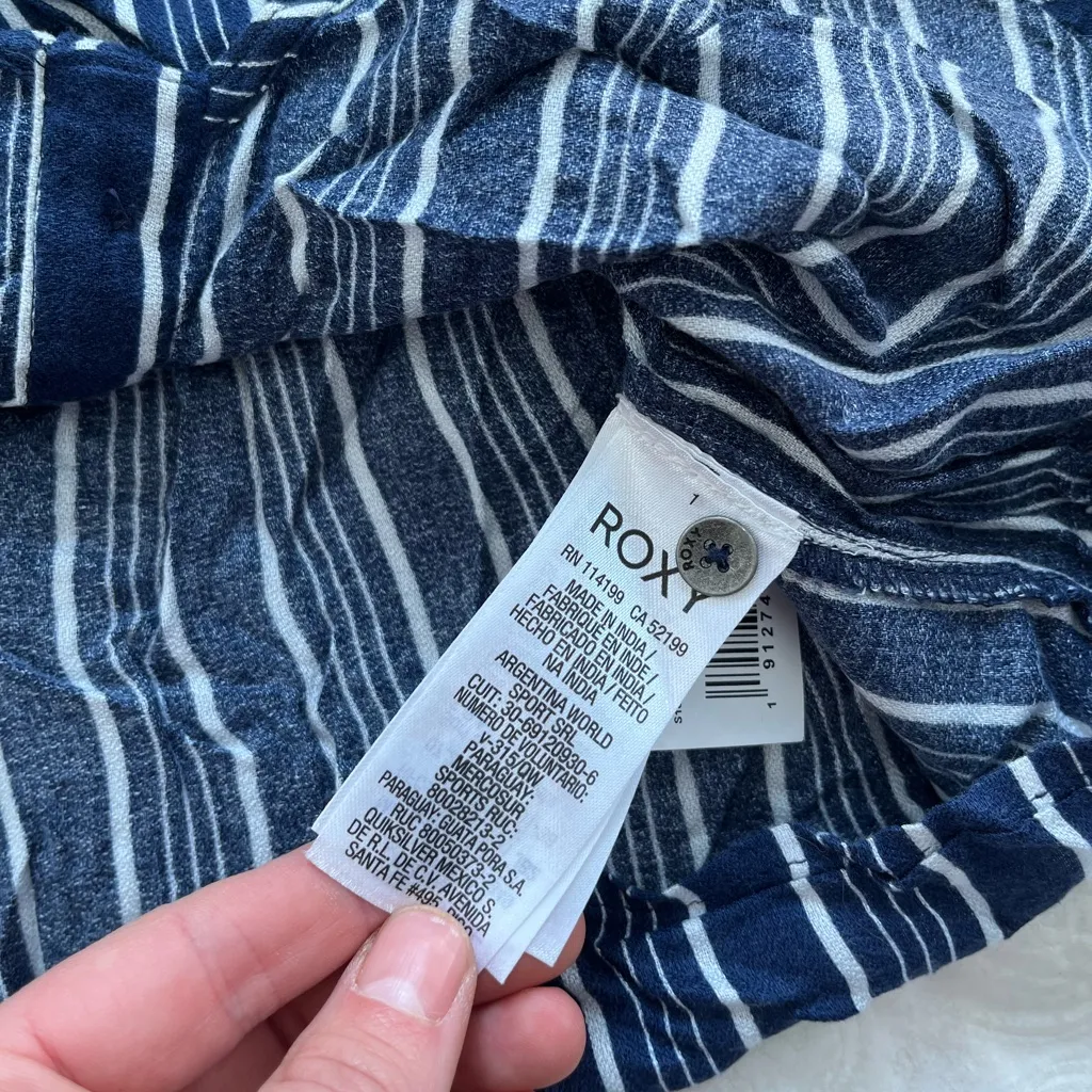 Roxy Striped Blue & white Button-Up Shirt size 6 - Image 6