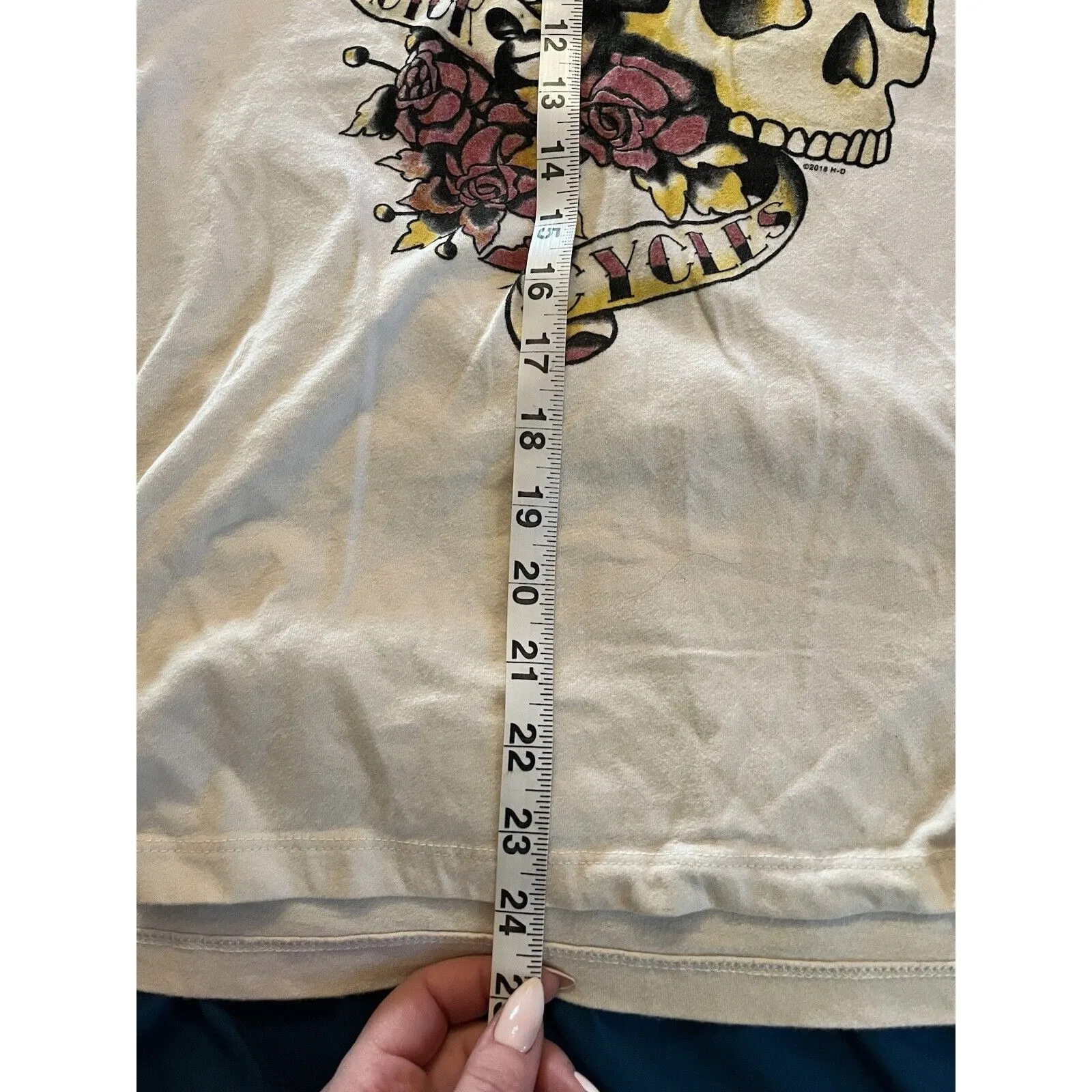 Harley Davidson Women's Shortsleeve Shirt Large Sugar Skull EUC Arkansas - Image 3