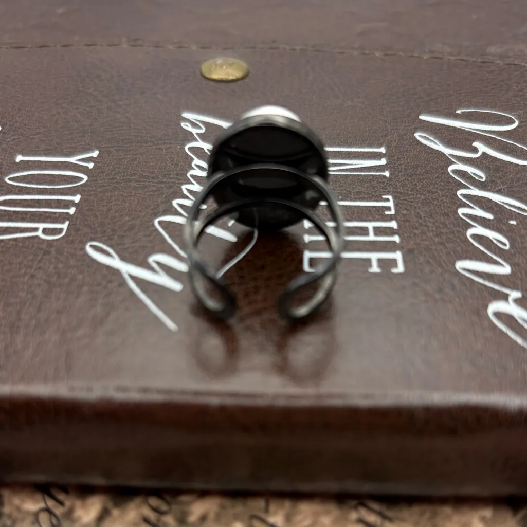 Handmade Howlite Stone Ring on Black Stainless Steel Adjustable Band - Image 3