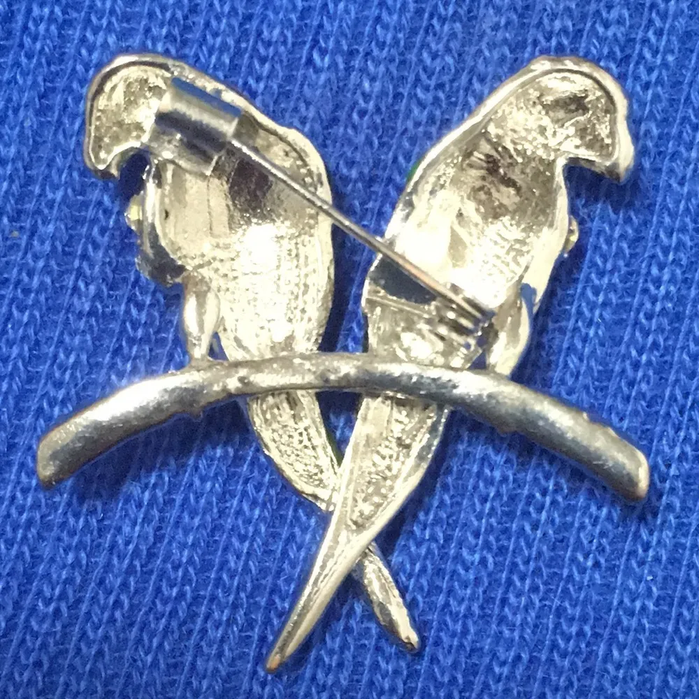 Ladies’ Perched Parrots Brooch - Image 5