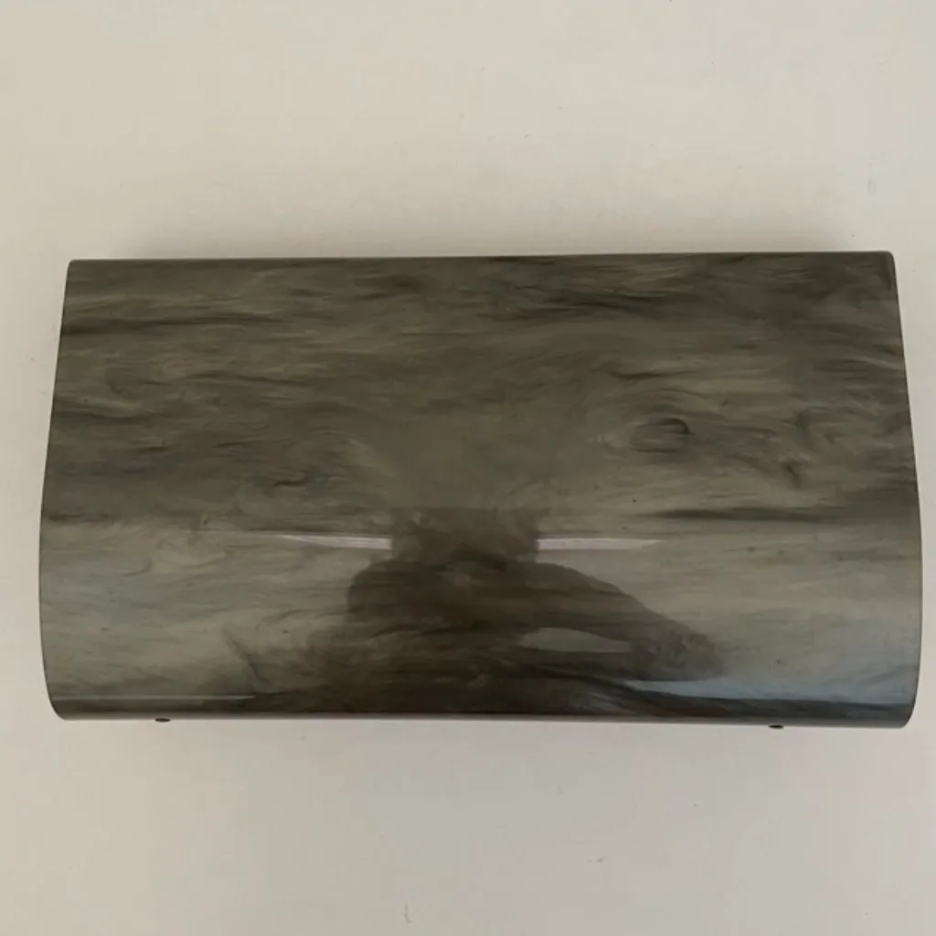 1950's Bakelite/Lucite Acrylic Oyster Gray Box Clutch - Image 8