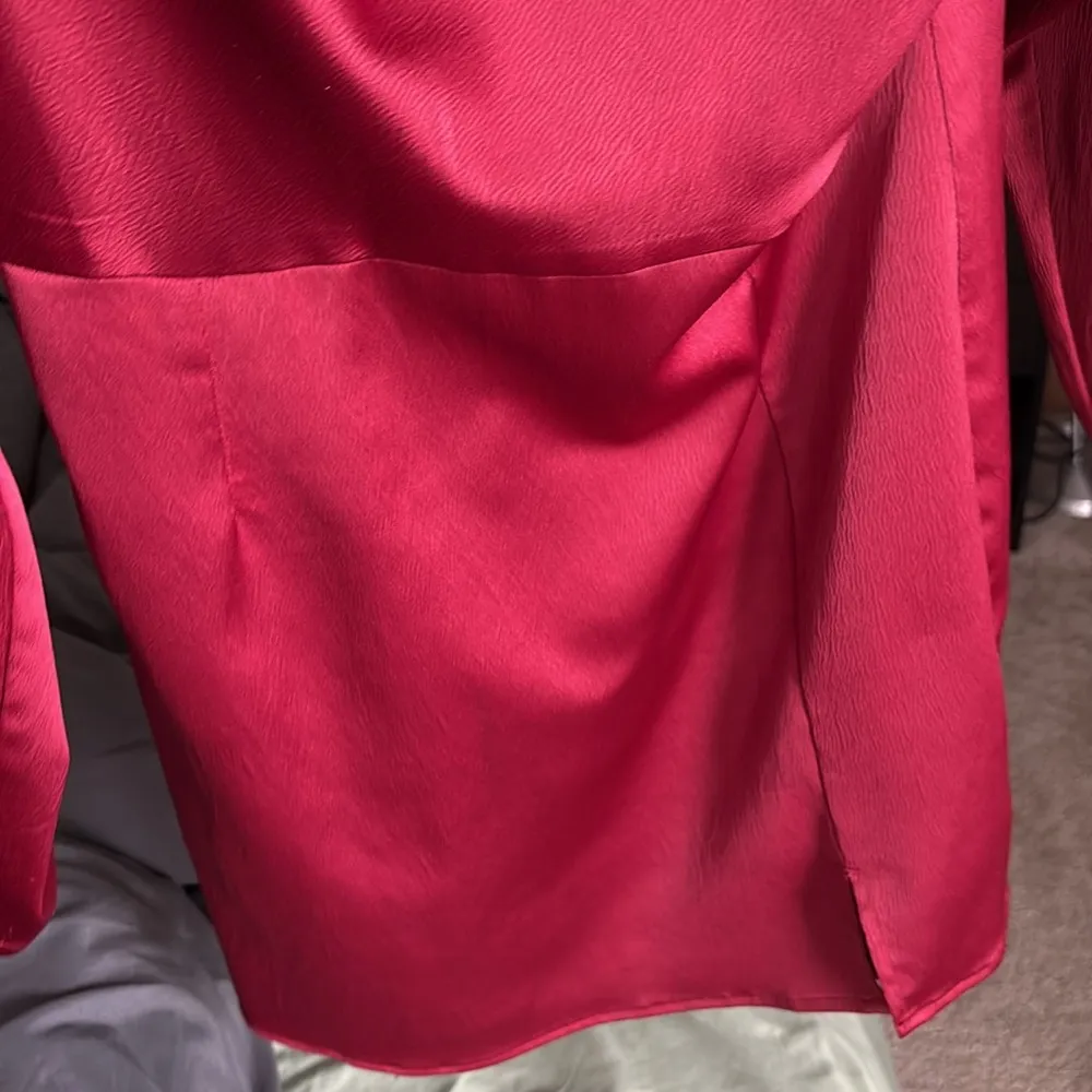 MAROON/BURGUNDY DRESS - Image 6