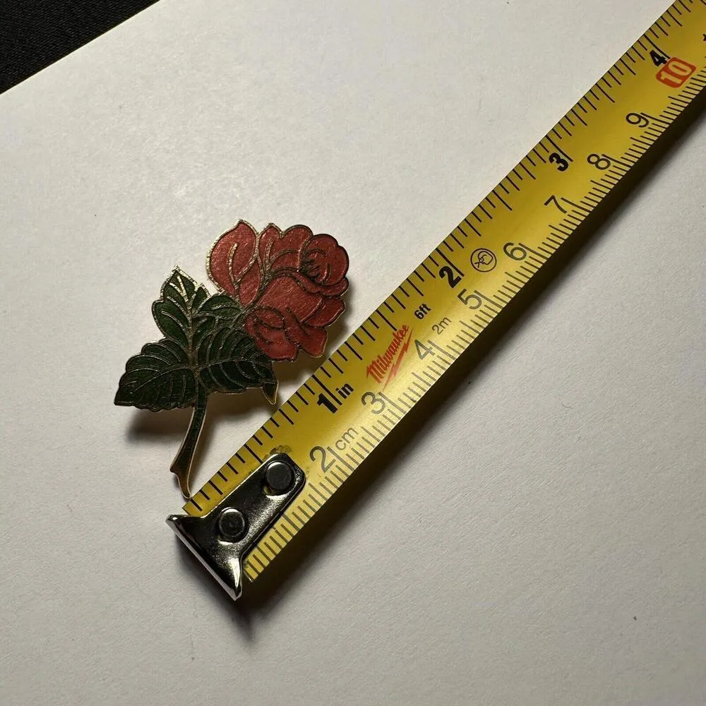 AGC Cleveland Rose Enamel Cloisonné Style Gold Tone Flower Brooch Pin NWOT - Image 3