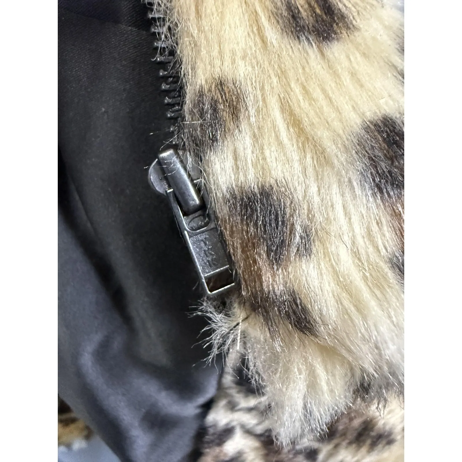 Crosby by Mollie Burch Dress Womens Small Leopard Faux Fur Sleeveless Animal - Image 9