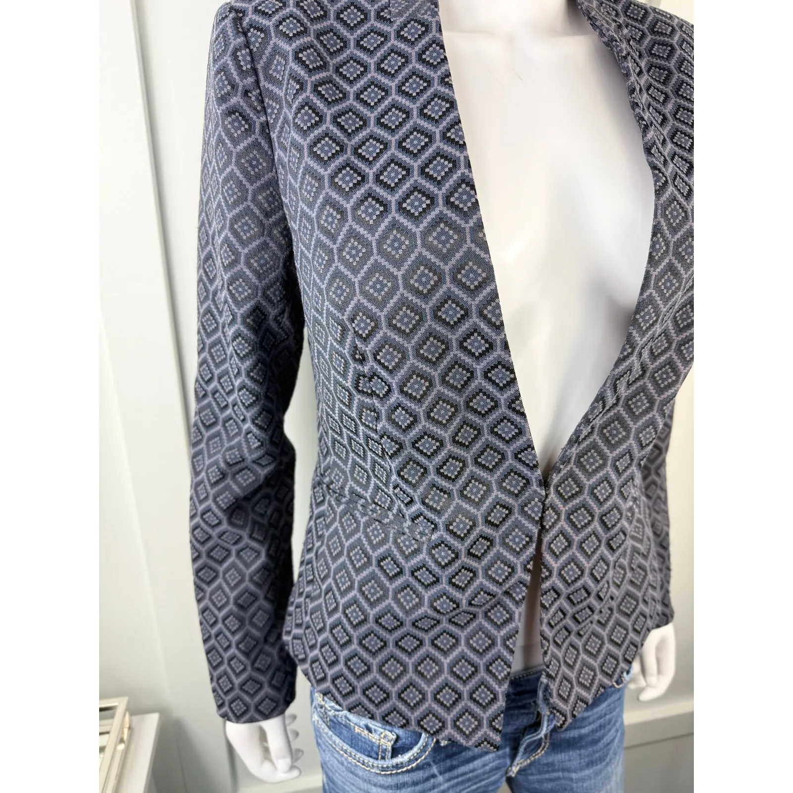 Beautiful Banana Republic Blazer Size 6 - Image 3