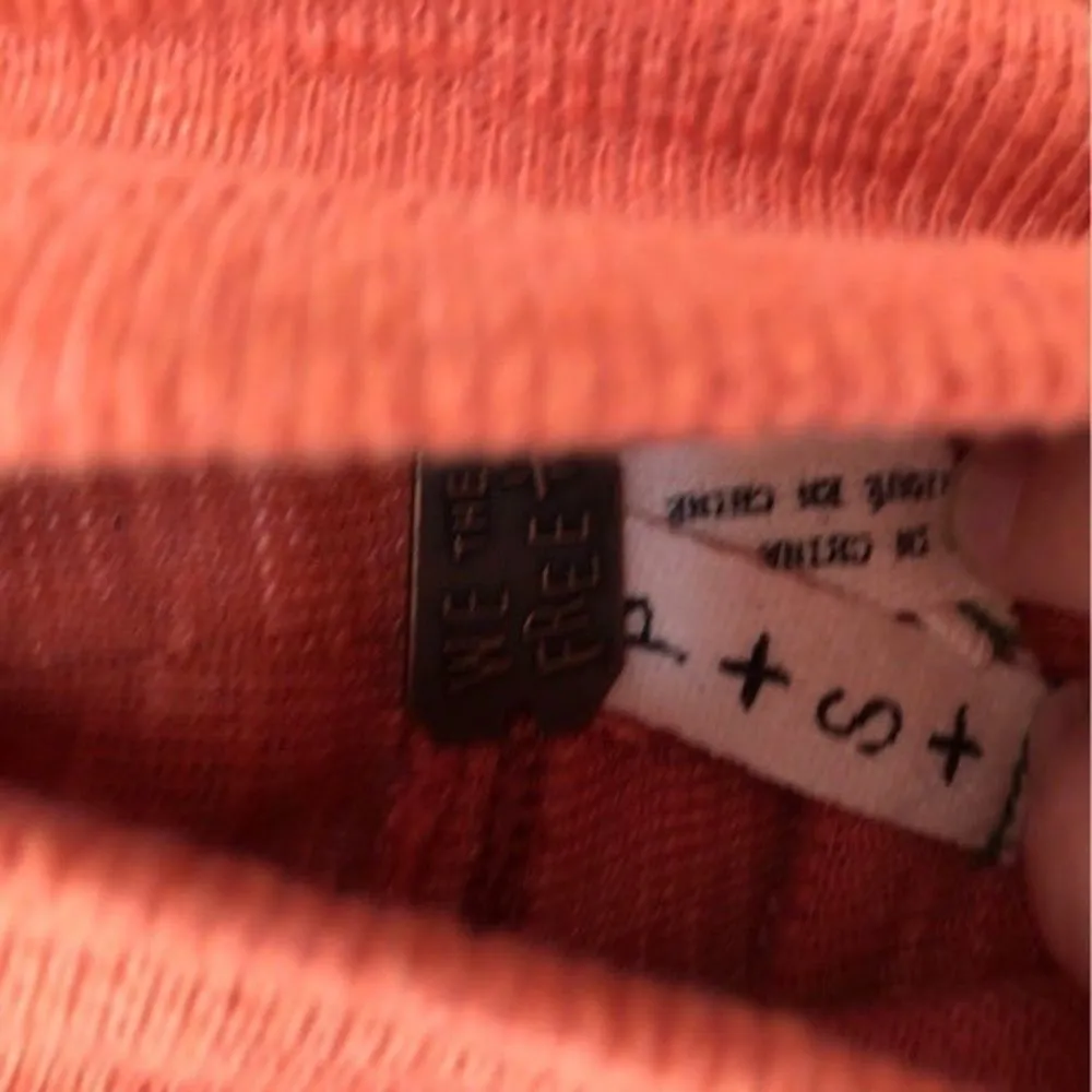 Free People open back turtleneck size XS - Image 5