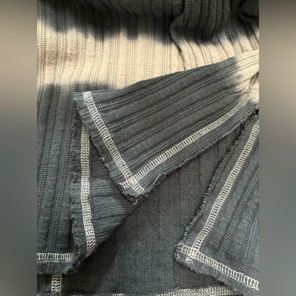 Free People We the Free Sunset Long Sleeve Tee in slate blue and gray size xs - Image 6