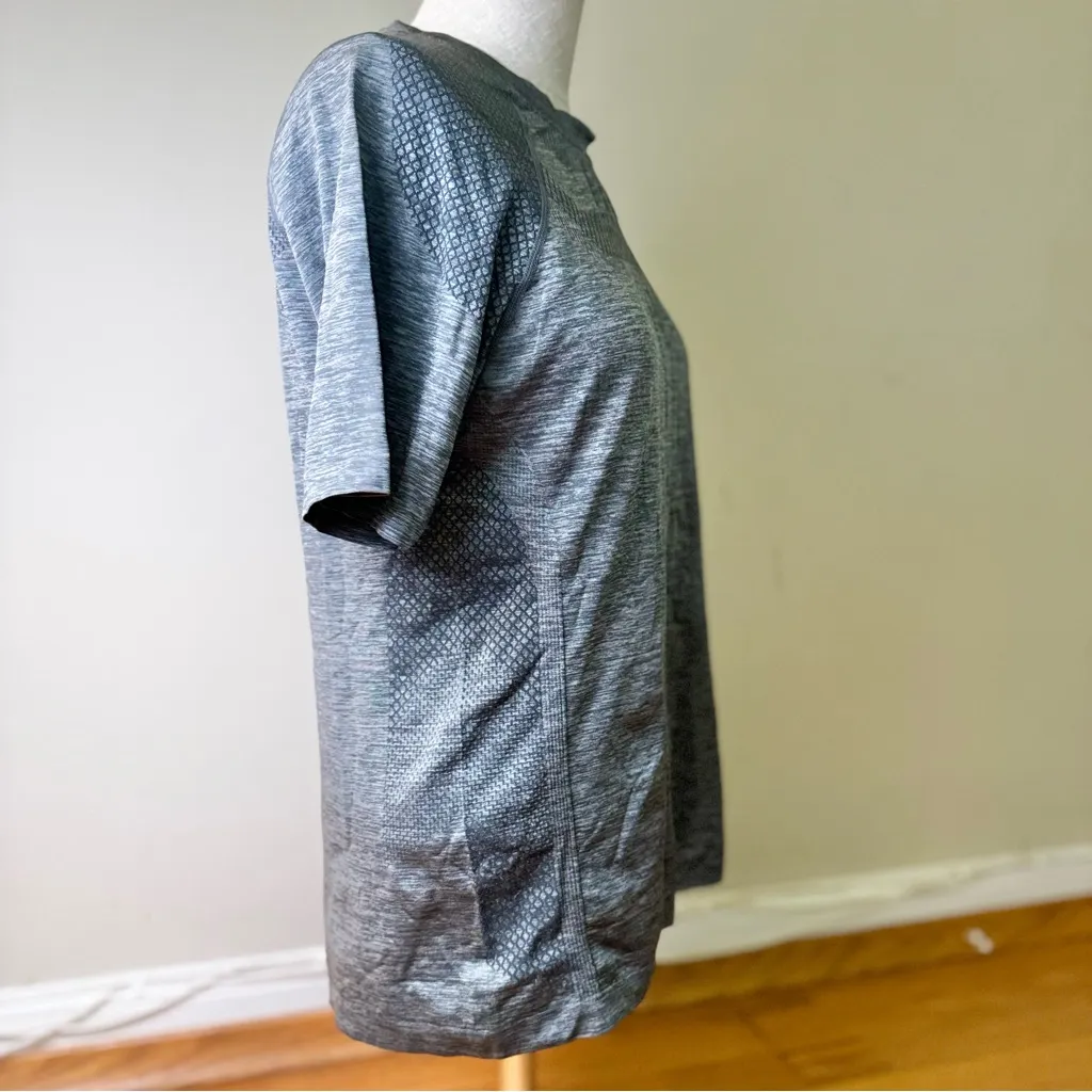 Gilly Hicks Women’s Short Sleeve T-shirt Gray XS EUC Activewear Athleisure Gym - Image 4