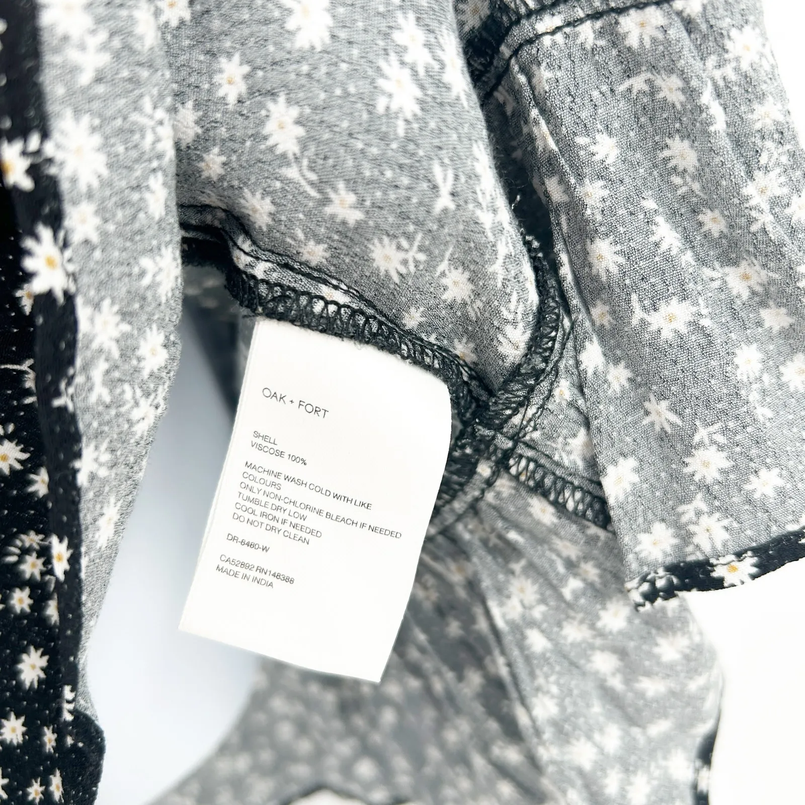 Oak + Fort‎ Womens Preppy Girly Spring Ditsy Floral Daisy Cami Mini Dress Size S Black - Image 4