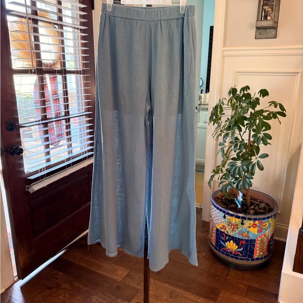 Love In EUC Blue Wide-Leg High-Waist Pull-On Pants with Built-In Shorts - Image 3