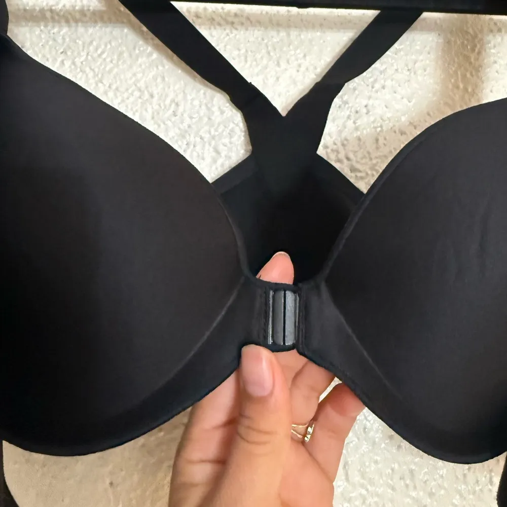 VICTOIAS SECRET INCREDIBLE KNOCKOUT ULTRA MAX MAX SUPPORT 34D SPORTS - Image 6