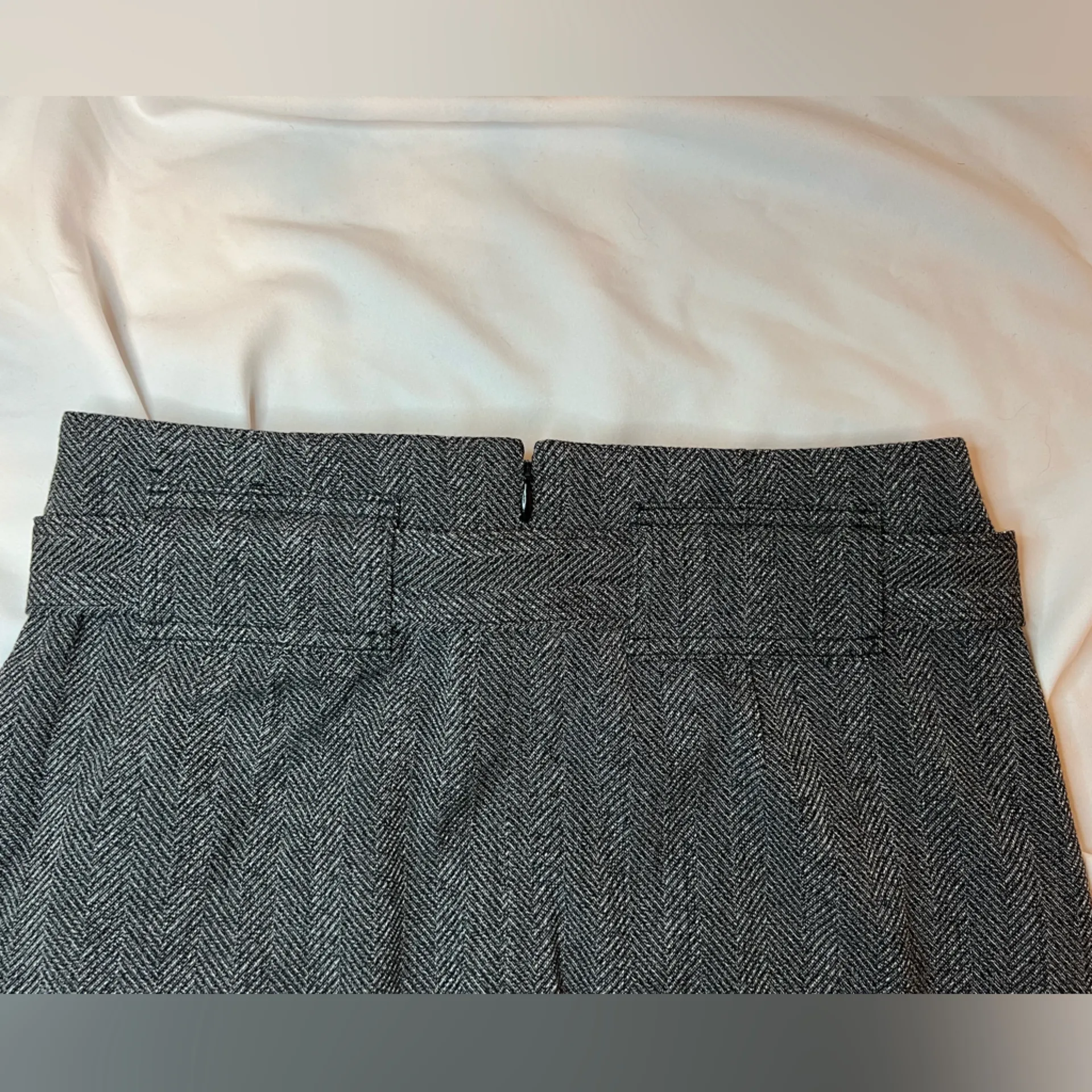 Banana Republic herringbone pencil skirt | 0 NWOT - Image 4