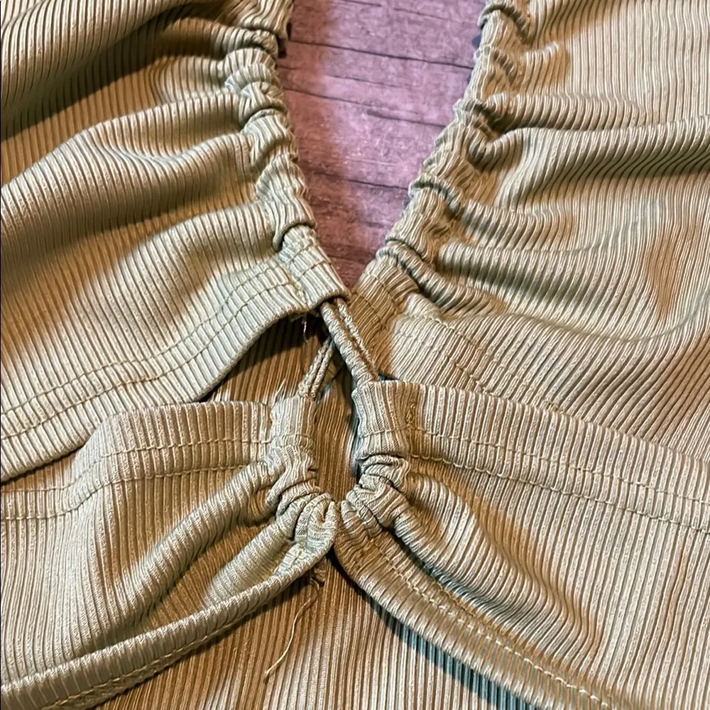 Zaful Green Asymmetrical Ruched Halter Dress - Image 8