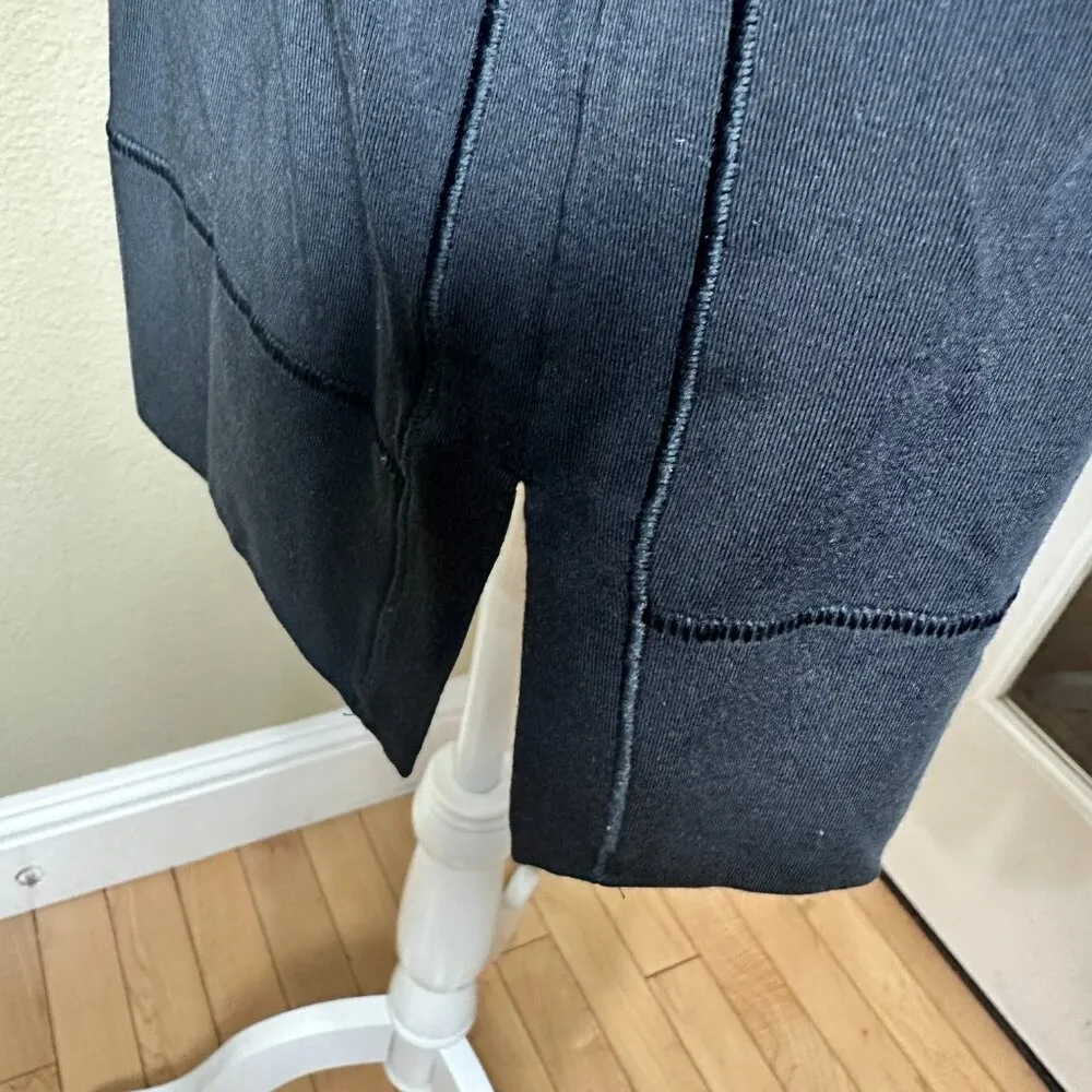 Athleta  Drape Neck Short Sleeve Knit Top T Shirt Blouse Size Medium - Image 7