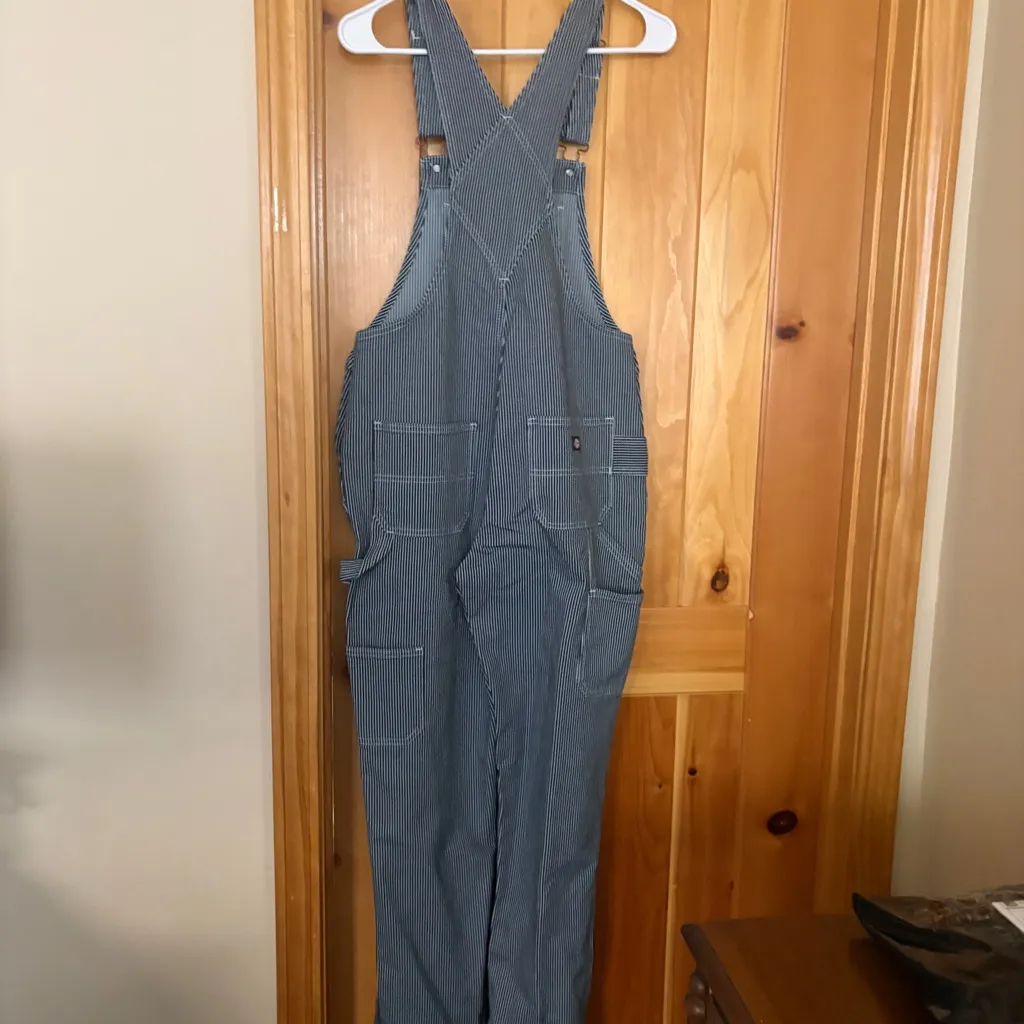 Carhartt Women's Relaxed Fit Denim Railroad Striped Bib Overall XS Blue - Image 6