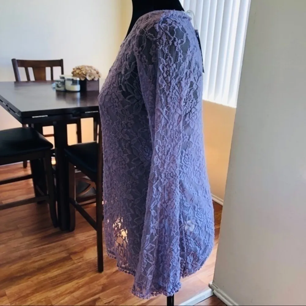 Ultra Flirt Women’s Juniors Lace Bell Sleeves Top - Image 4