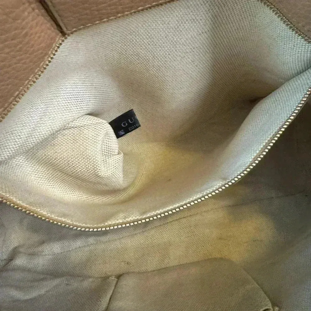 Gucci Vintage Medium Floral Camvas Pink/Beige Leather Tote Bag. - Image 10