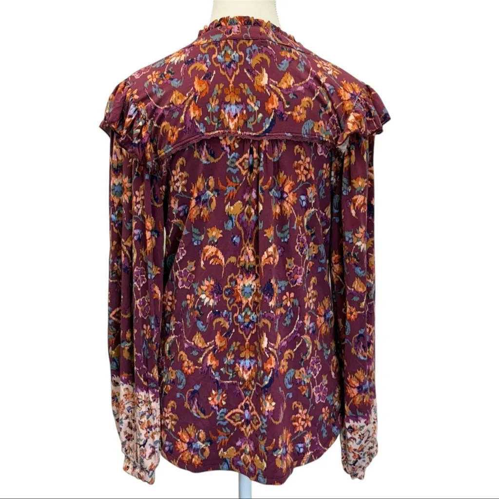 Democracy‎ Blouson Sleeve Ruffle Shoulder VNeck Print Knit Top Size Medium Bold - Image 7