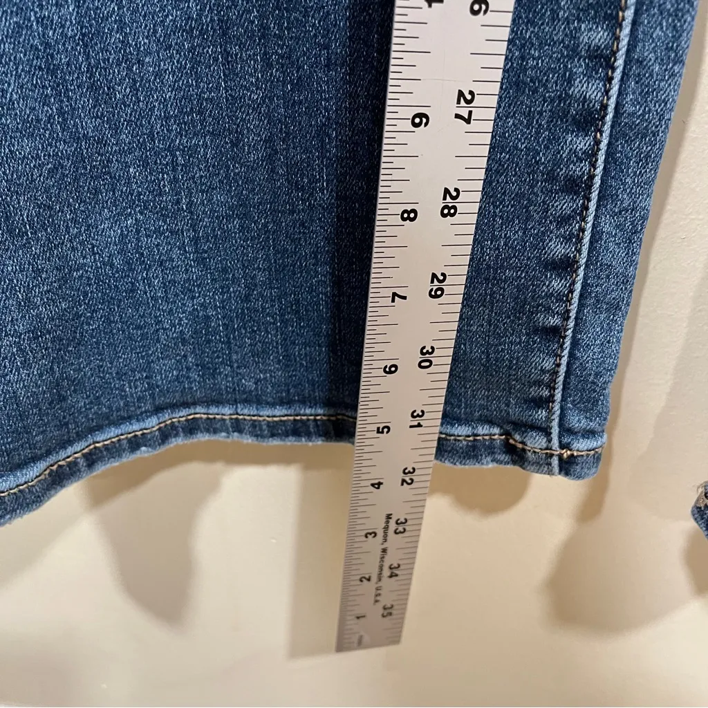 NWT Judy Blue 90's Straight Fit V Front Medium Wash Jeans Stretch size 11/30 - Image 7