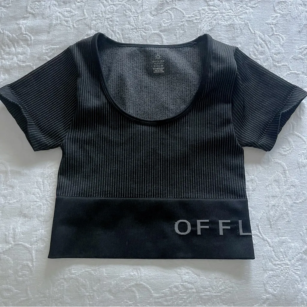 offline by aerie black short sleeve scoop neck ribbed crop top - Image 2