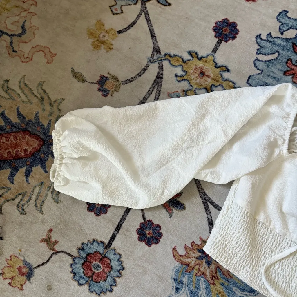 SHEIN White Puff Sleeve Cropped Smocked Blouse Milkmaid Large NWT - Image 4