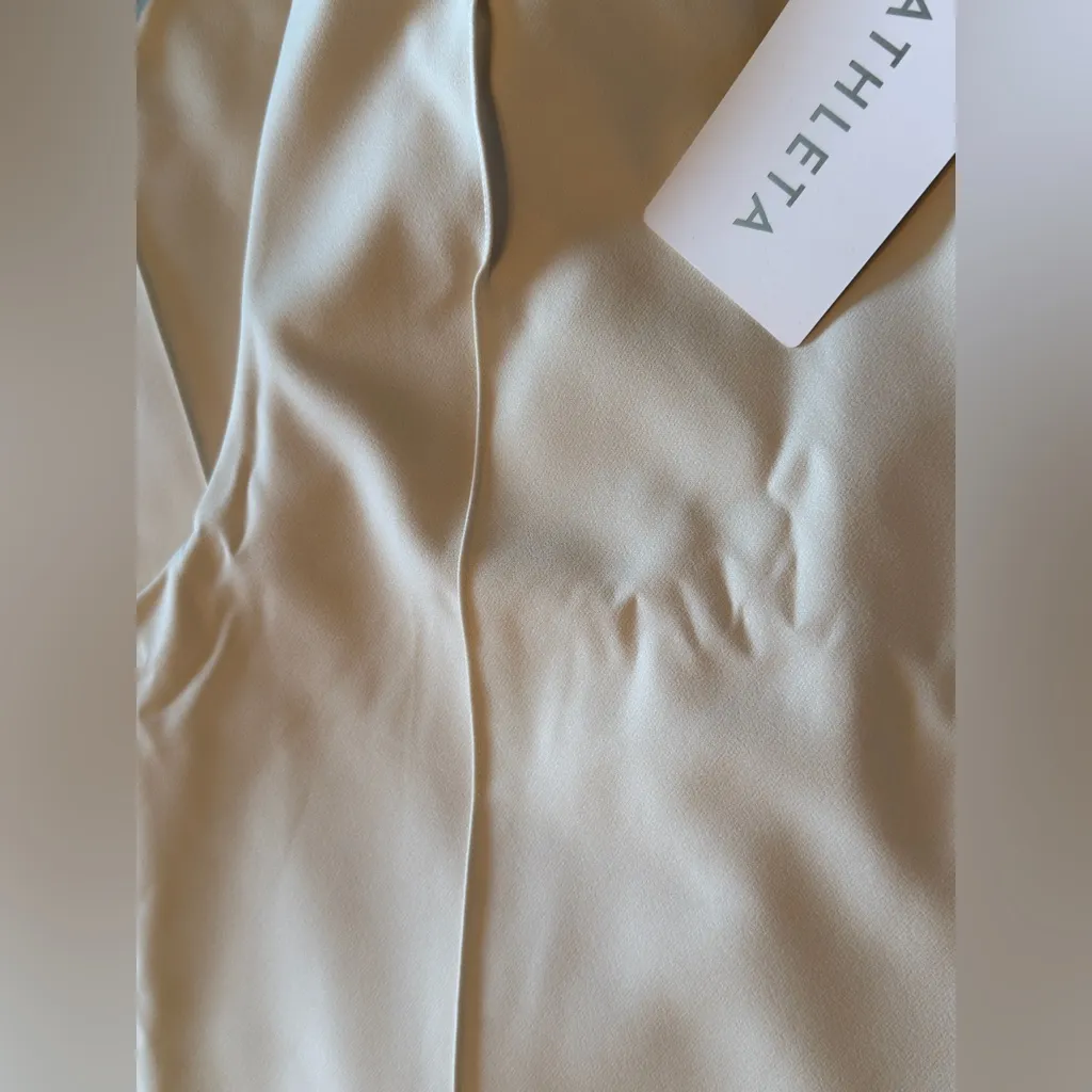 NWT Athleta Endeavor High Rise Relaxed
Pant Size M Cream color - Image 4