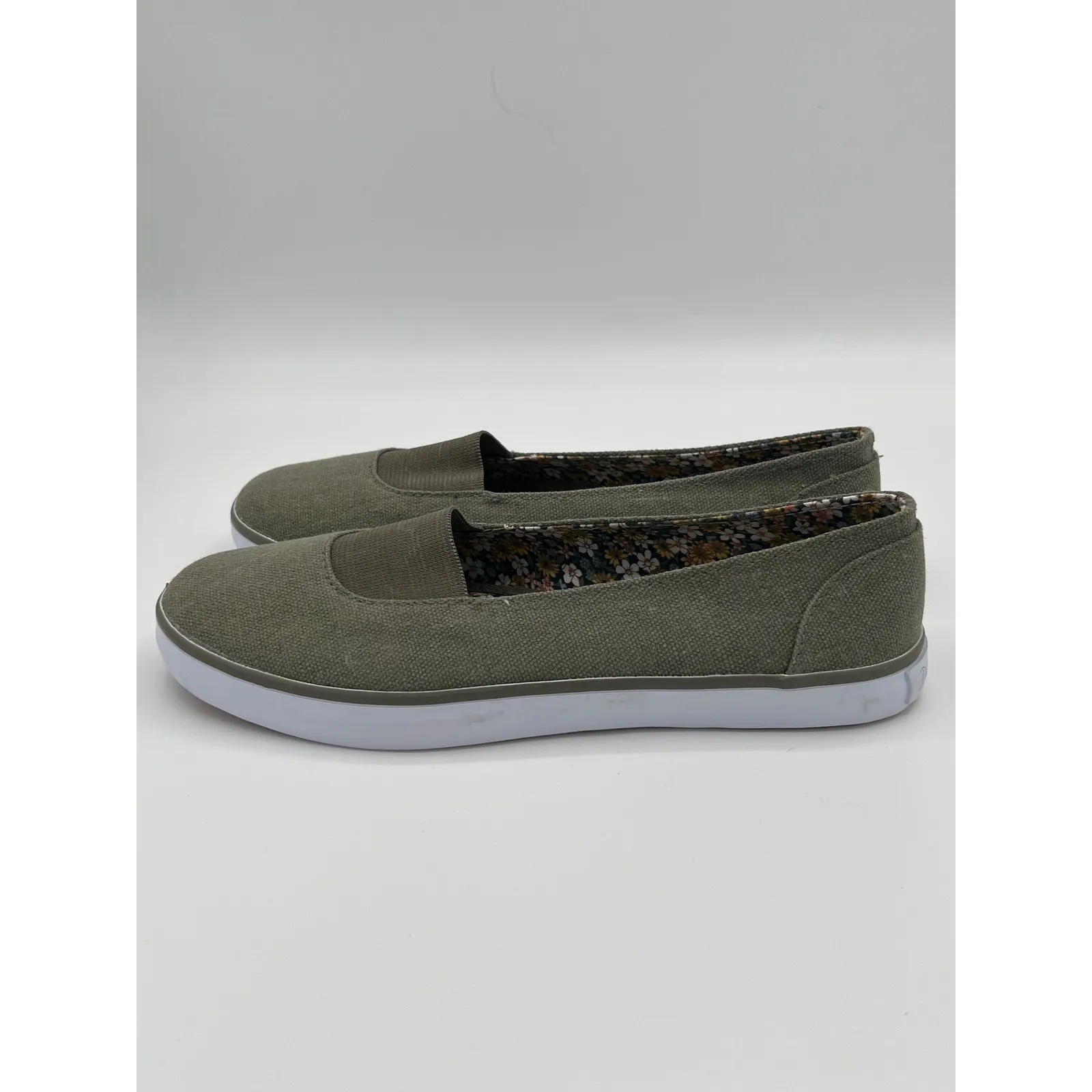 Daniel Green Jena Canvas Slip On Shoes‎ Comfort Casual Olive Green - Image 2