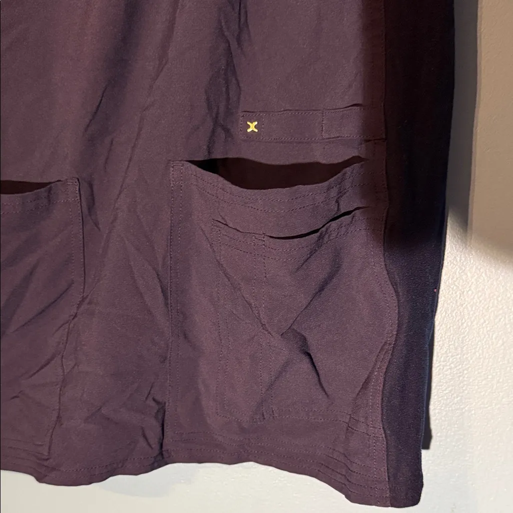 Cherokee iflex Women's navy blue scrub top Black Size XS - Image 4