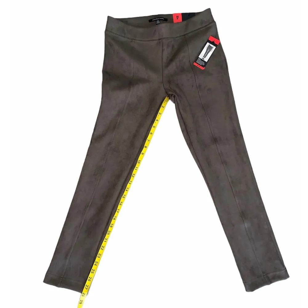 NWT ANDREW MARC Taupe Faux Suede Leggings XS - Image 7