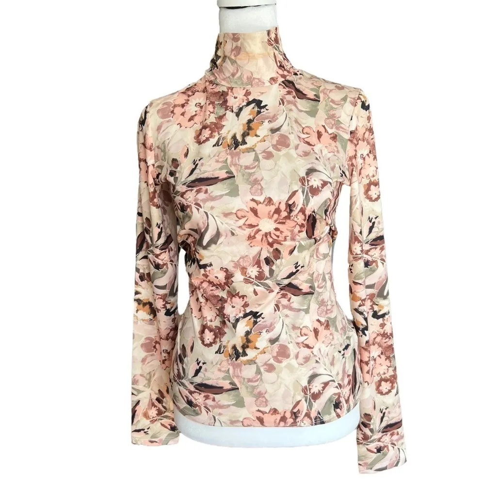 WILDFRED Chèval Floral Mock Neck Top - Image 4