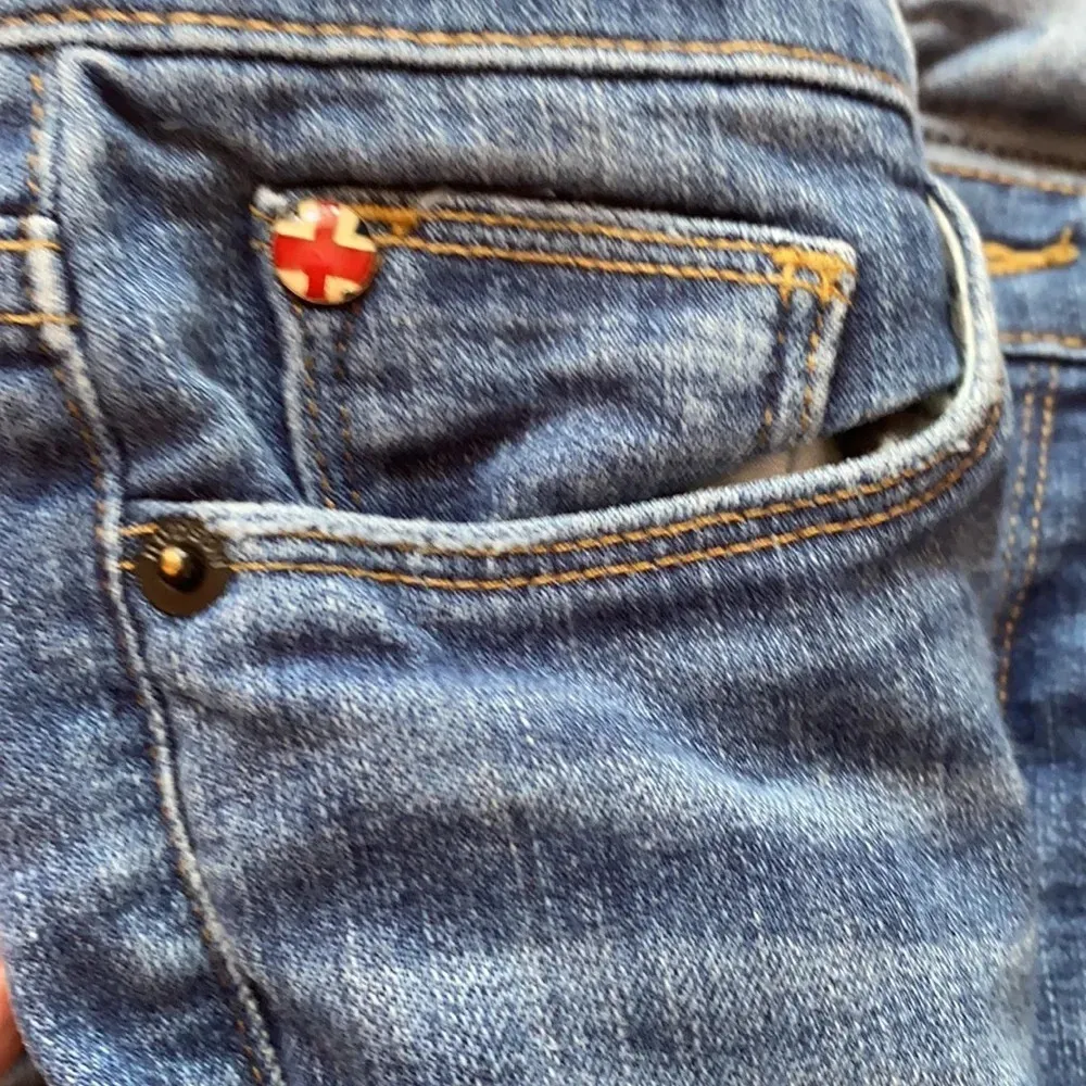 Hudson Jeans Nico Mid Rise Crop Skinny Size 26 Raw Hem Ankle Jean Cropped Jean‎ - Image 8