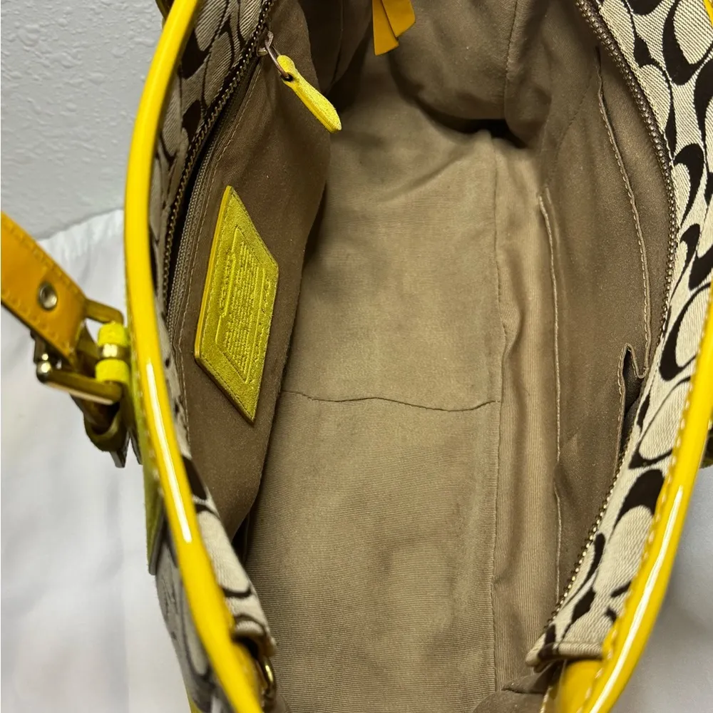 Classic Signature & Lime Yellow Suede Large TOTE Handbag & Dust Cover - Image 6