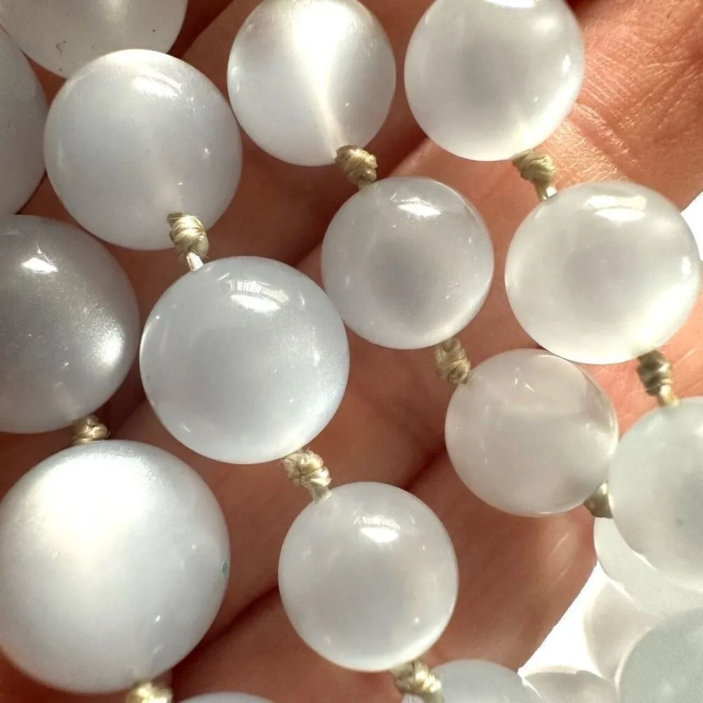 Light blue moonglow vintage necklace Blue - Image 10