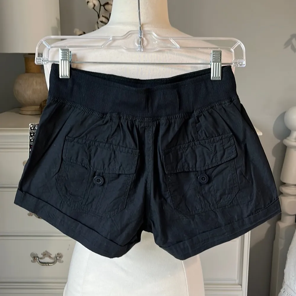 Almost Famous Shorts Black Elastic Waist Womens S Flirty Cotton - Image 6