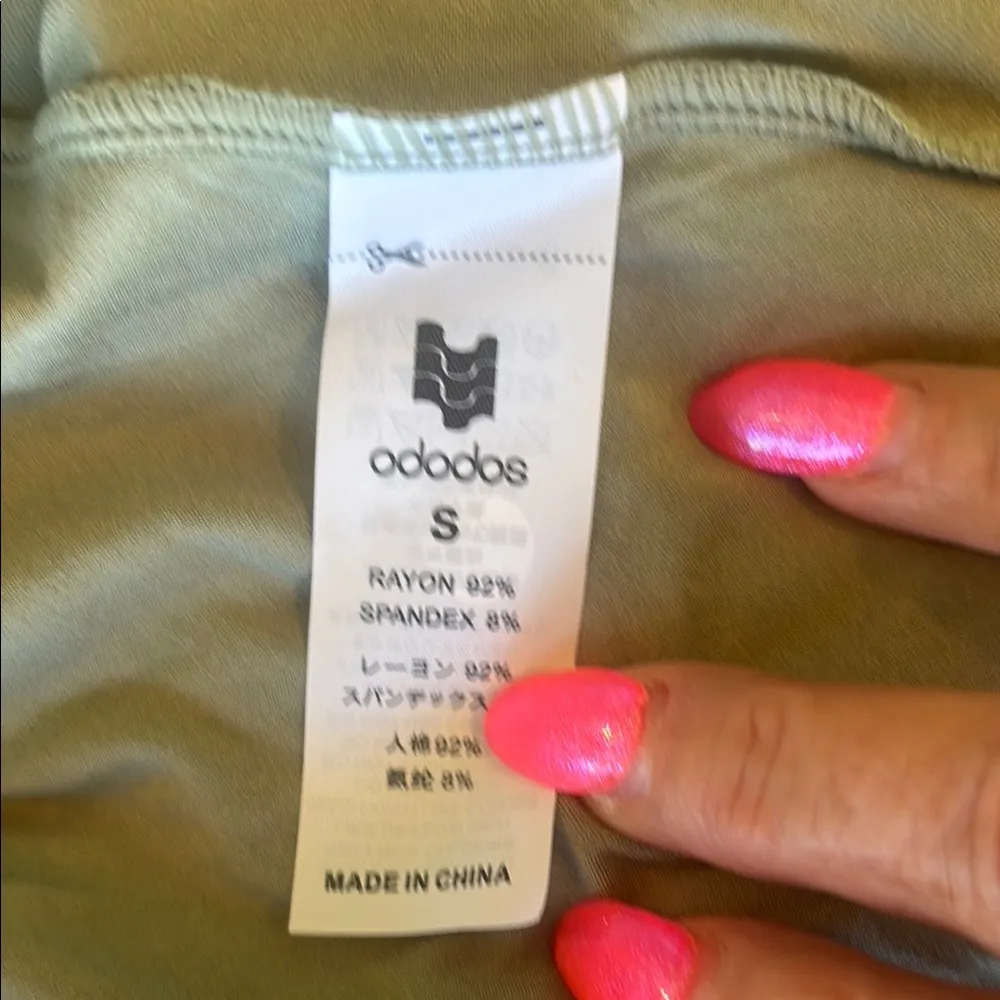 Sleeveless A - Image 6