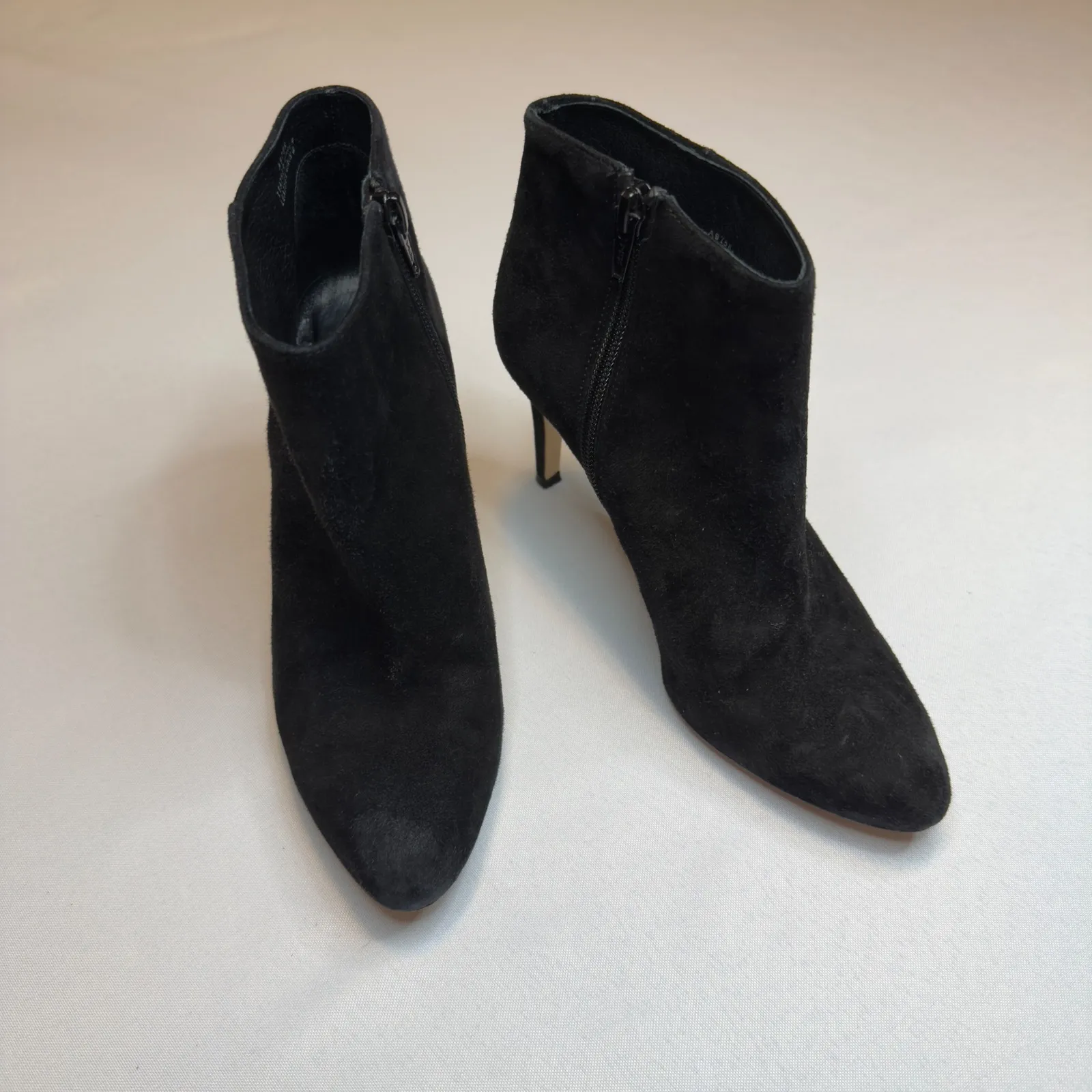 J Crew Black Suede Boots Pointed Toe Stiletto Heel Ankle Chic Trendy Size 6 - Image 6