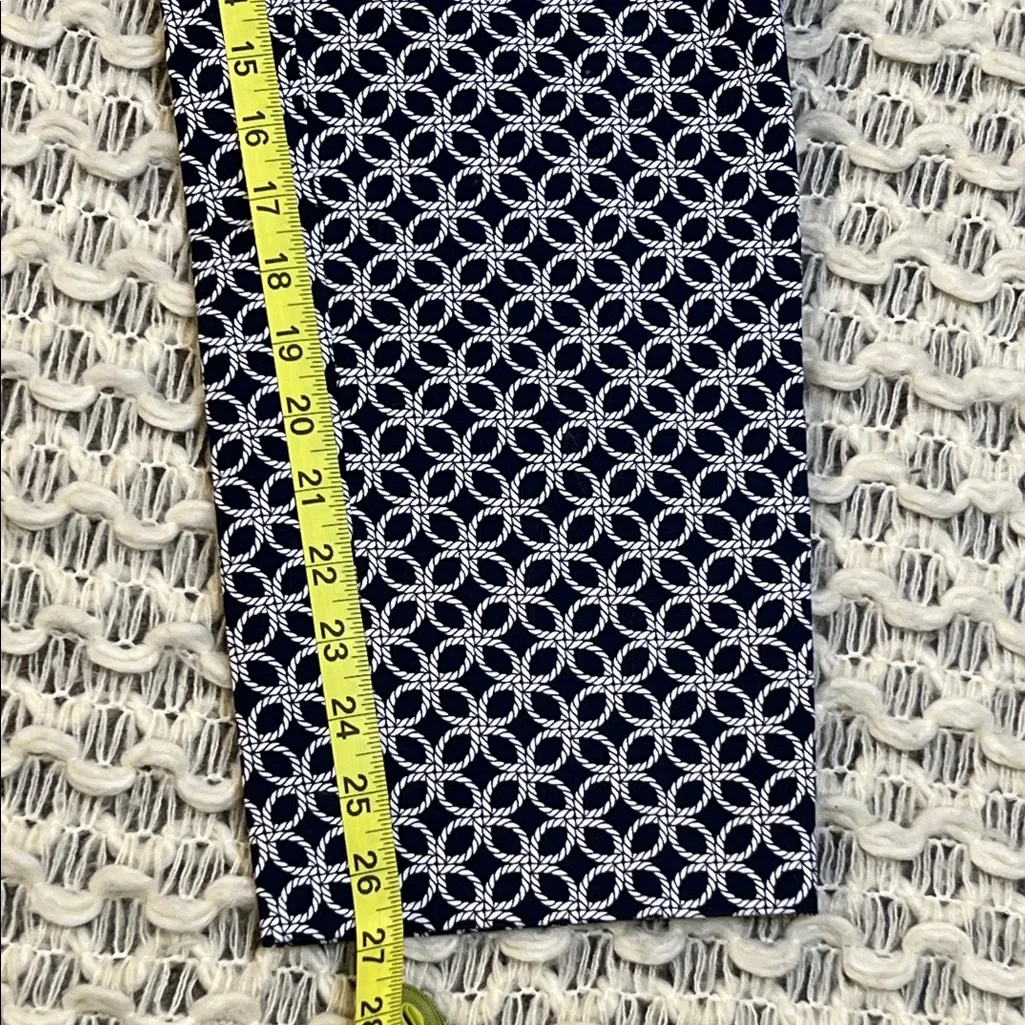 Michael Kors Navy and White Rope Pattern Miranda Style Cropped Pants - Image 6