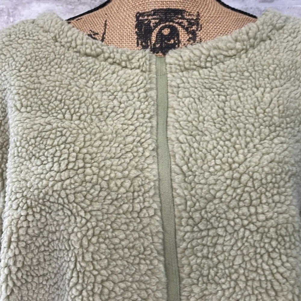 Prologue Light Green Sherpa Fleece Pullover Sweater - Image 6