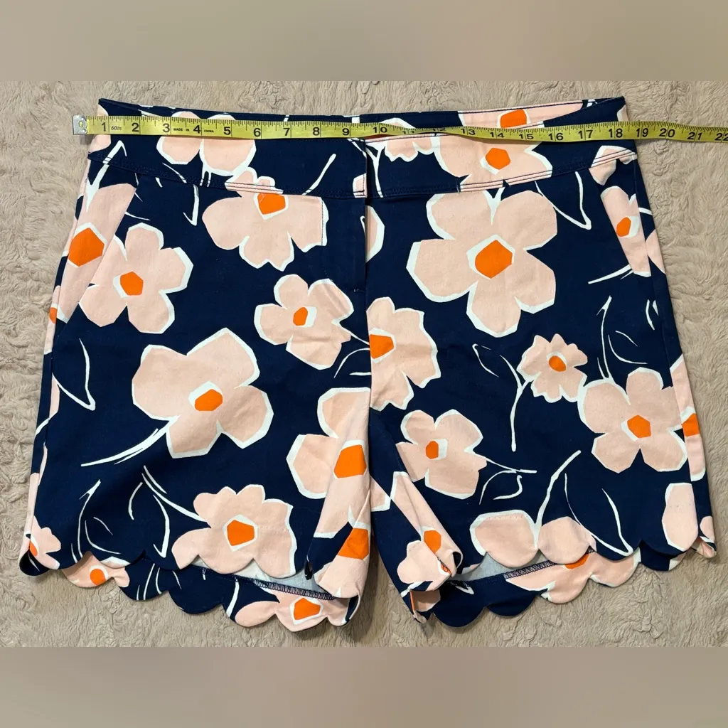 Isaac Mizrahi shorts in size 12 - Image 2