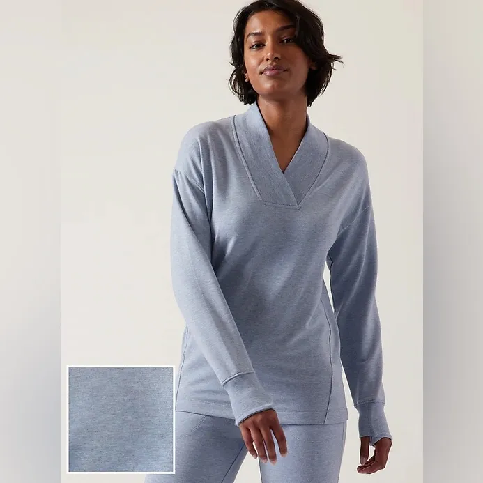 Athleta Clarity V-Neck Sweater Small - Image 2