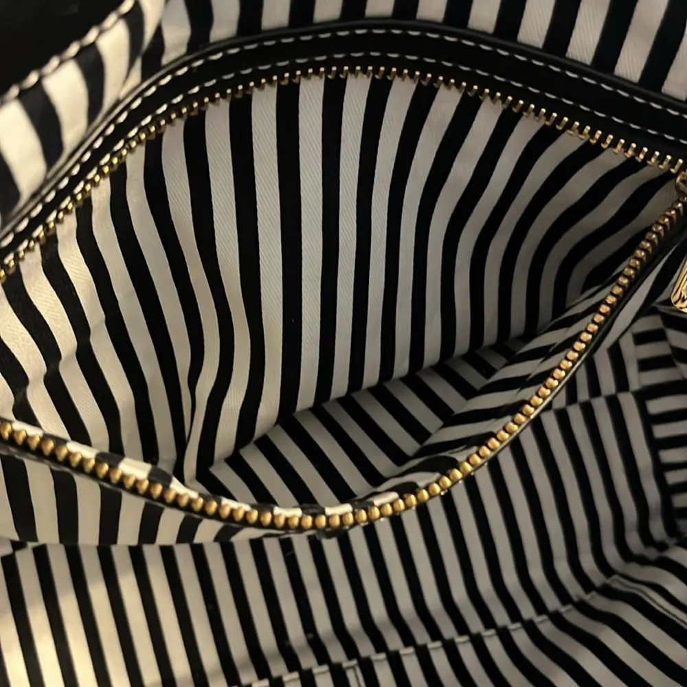 Frances Valentine Black Leather Tote Bag - Image 9